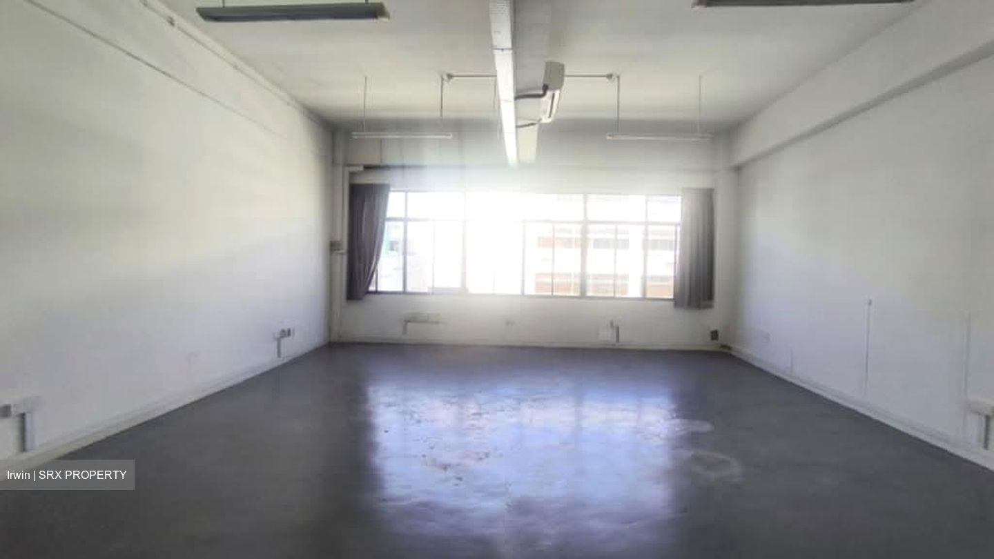 Sin Cheong Building (D20), Factory #560778041
